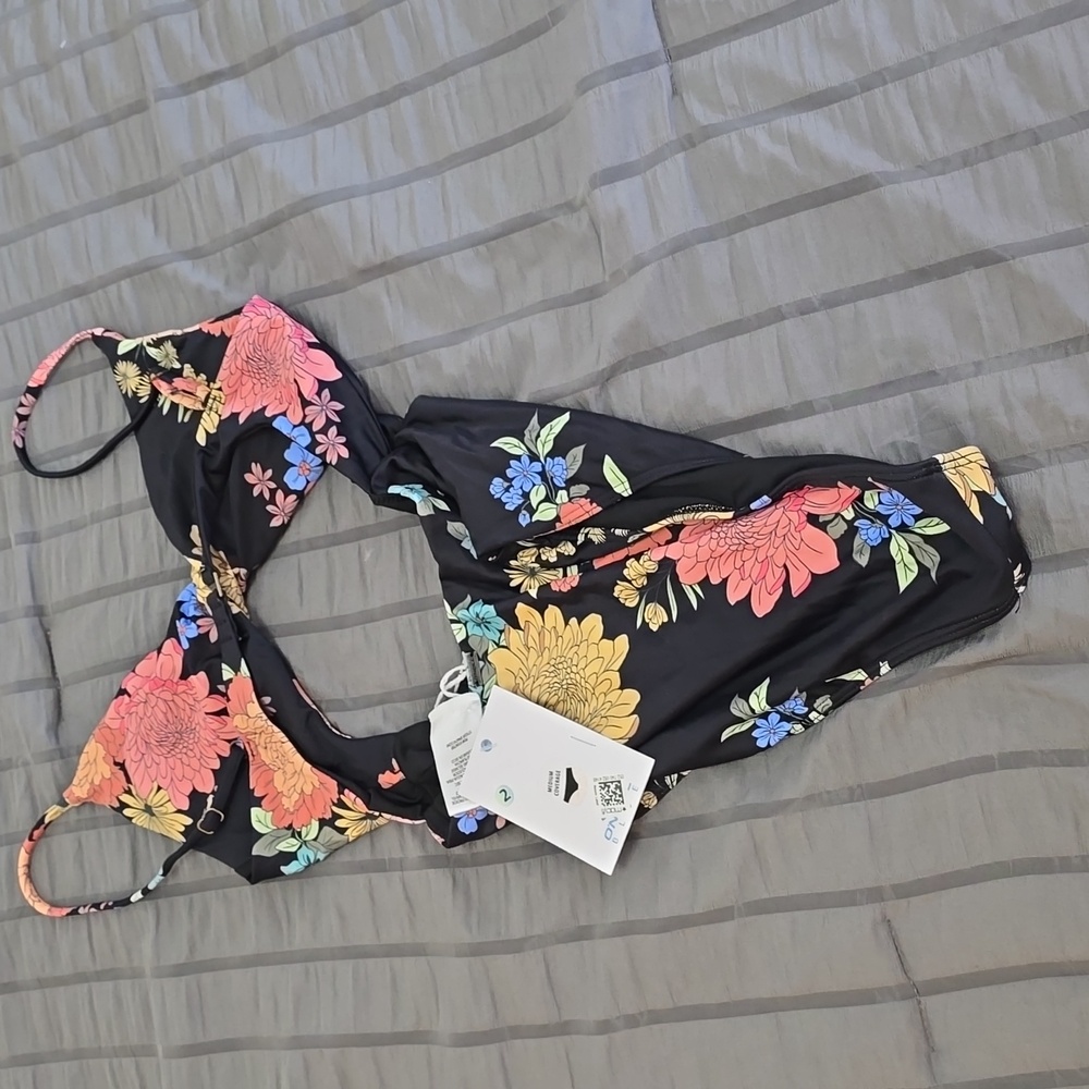 O'Neill Black and Yellow Floral Swimsuit Xs Nwt - Picture 3 of 6